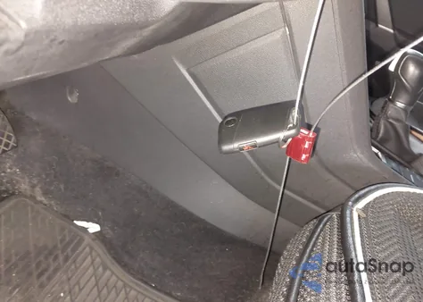 2018 Volkswagen Tiguan 2.0T Se/2.0T Sel from USA, damaged, VIN 3VV3B7AX5JM178904